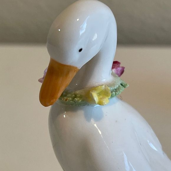 Set of 2 White Geese Bone China Vintage Omnibus. - Picture 2 of 13